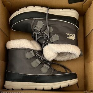 Sorel Black and Gray Boots with Cream Fur
